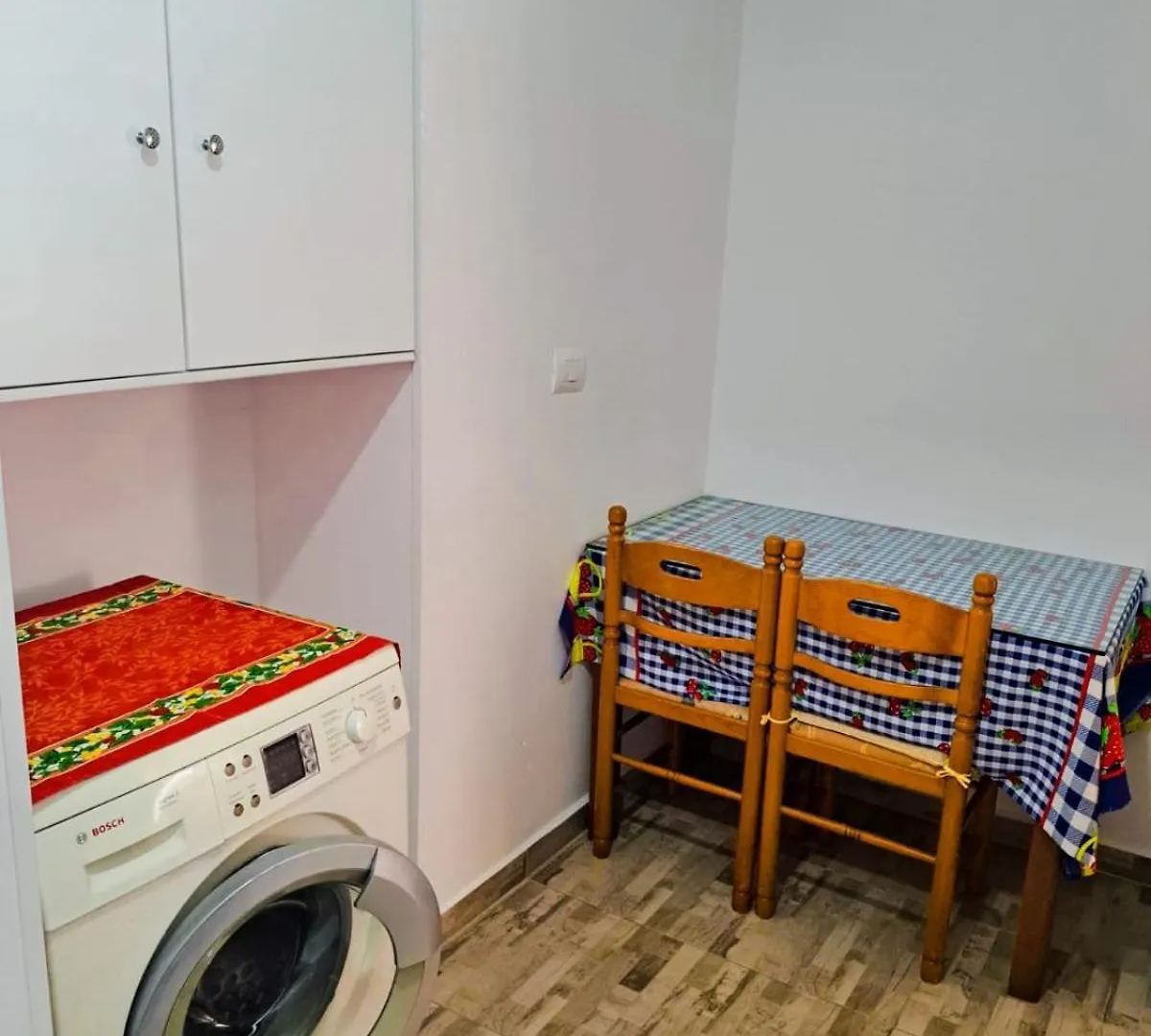 Avocado Balcony Apartment Sarande Albania