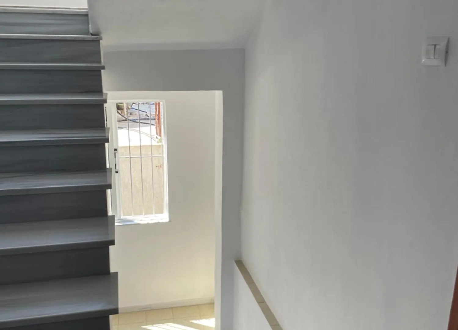 Avocado Balcony Apartment Sarande